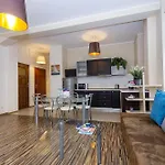 Apartament White Lions