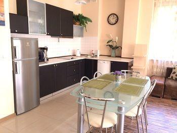 Hotelli Apartament White Lions Gdańsk